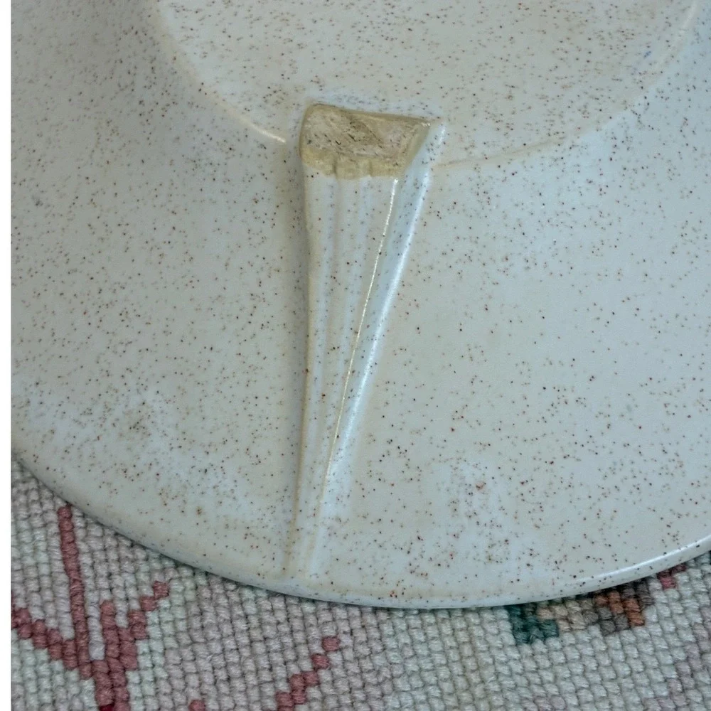 Vintage USA Pottery Footed Bowl 9